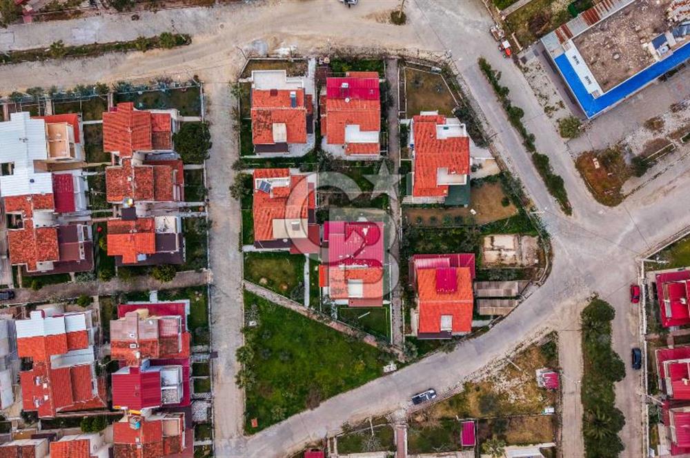 Kuşadası Davutlar Güzelçamlı Triplex Satılık 4+1 Yazlık Villa