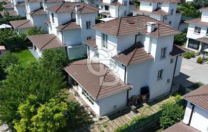 BAĞLICA 4+1  SİTE İÇİNDE MÜSTAKİL 470M2 ARSA PAYLI DAİRE FİYATINA VİLLA