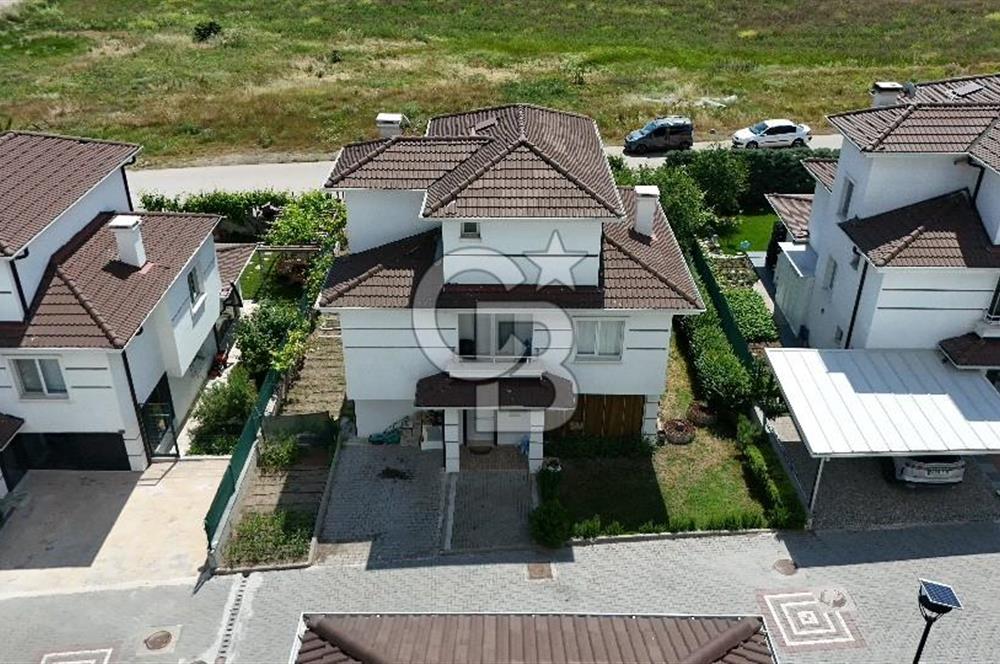 BAĞLICA 4+1  SİTE İÇİNDE MÜSTAKİL 470M2 ARSA PAYLI DAİRE FİYATINA VİLLA