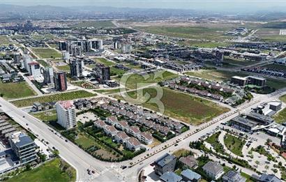 BAĞLICA 4+1  SİTE İÇİNDE MÜSTAKİL 470M2 ARSA PAYLI DAİRE FİYATINA VİLLA