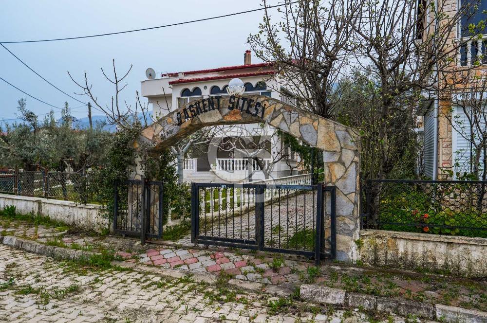 Kuşadası Davutlar Güzelçamlı Site İçi Satılık 4+1 Yazlık