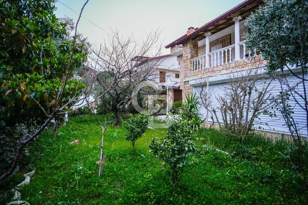 Kuşadası Davutlar Güzelçamlı Site İçi Satılık 4+1 Yazlık