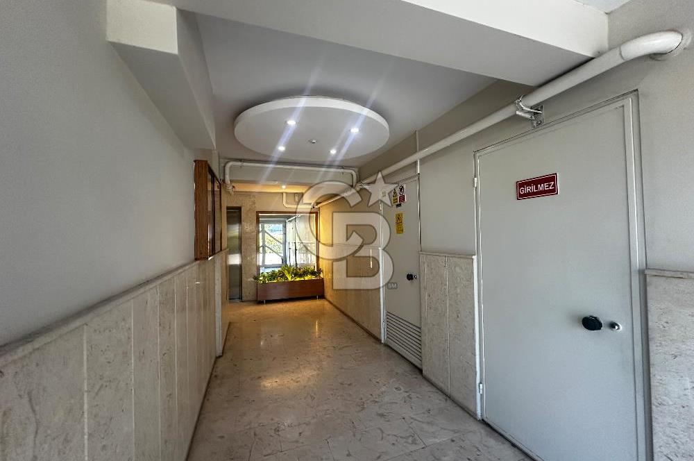 BAYRAKLI’DA DENİZ  MANZARALI 3+1 165m2 KİRALIK DAİRE