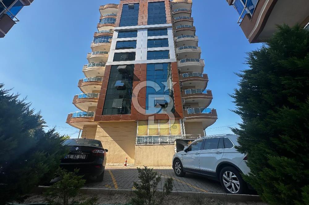 BAYRAKLI’DA DENİZ  MANZARALI 3+1 165m2 KİRALIK DAİRE