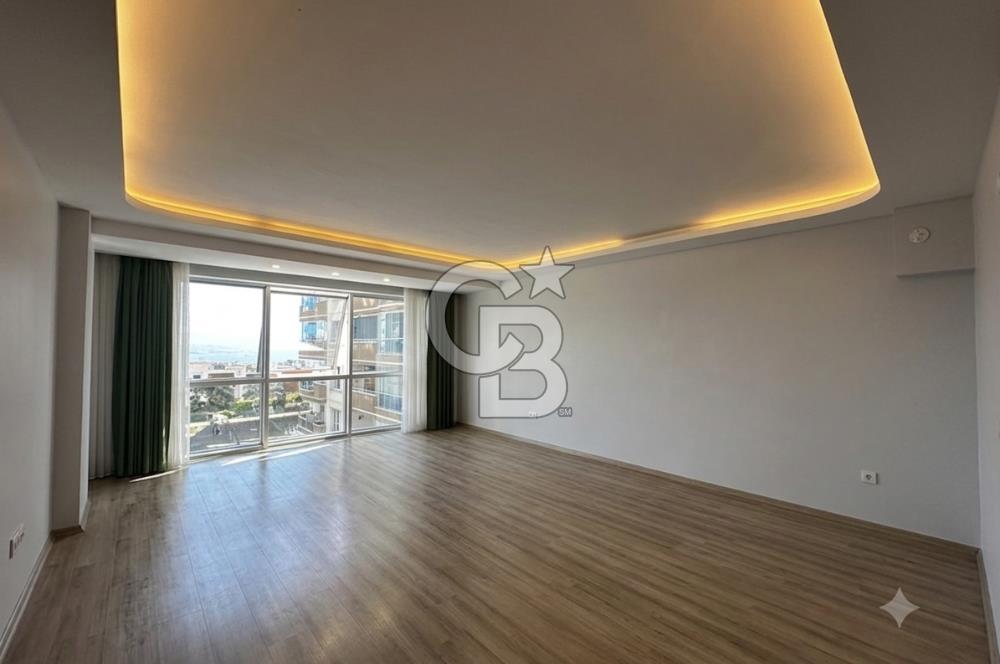 BAYRAKLI’DA DENİZ  MANZARALI 3+1 165m2 KİRALIK DAİRE