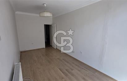 Basın Sitesi'nde Mükemmel Konumda, Çok Kullanışlı 95 m2 2+1