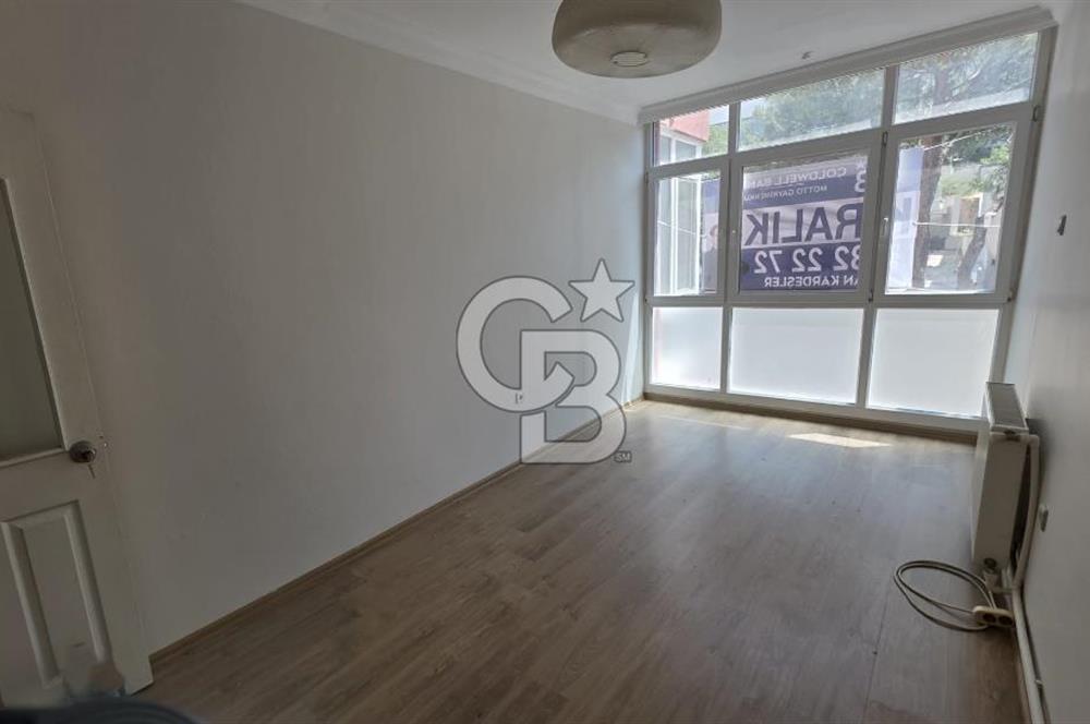 Basın Sitesi'nde Mükemmel Konumda, Çok Kullanışlı 95 m2 2+1
