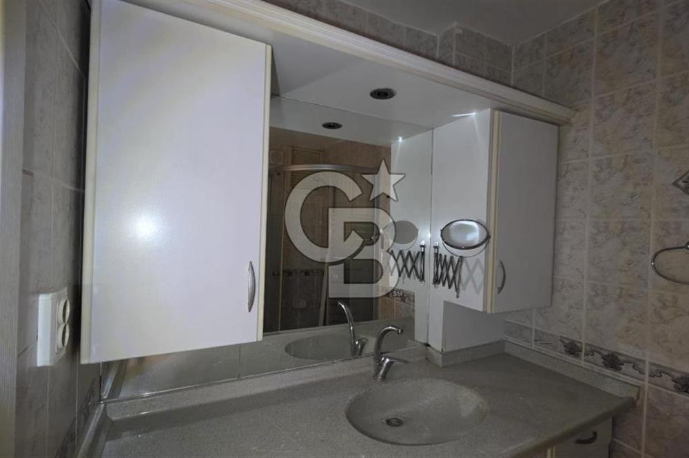 Basın Sitesi'nde Mükemmel Konumda, Çok Kullanışlı 95 m2 2+1