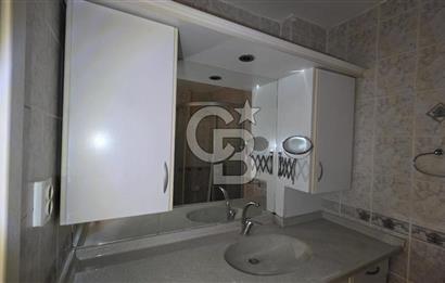 Basın Sitesi'nde Mükemmel Konumda, Çok Kullanışlı 95 m2 2+1