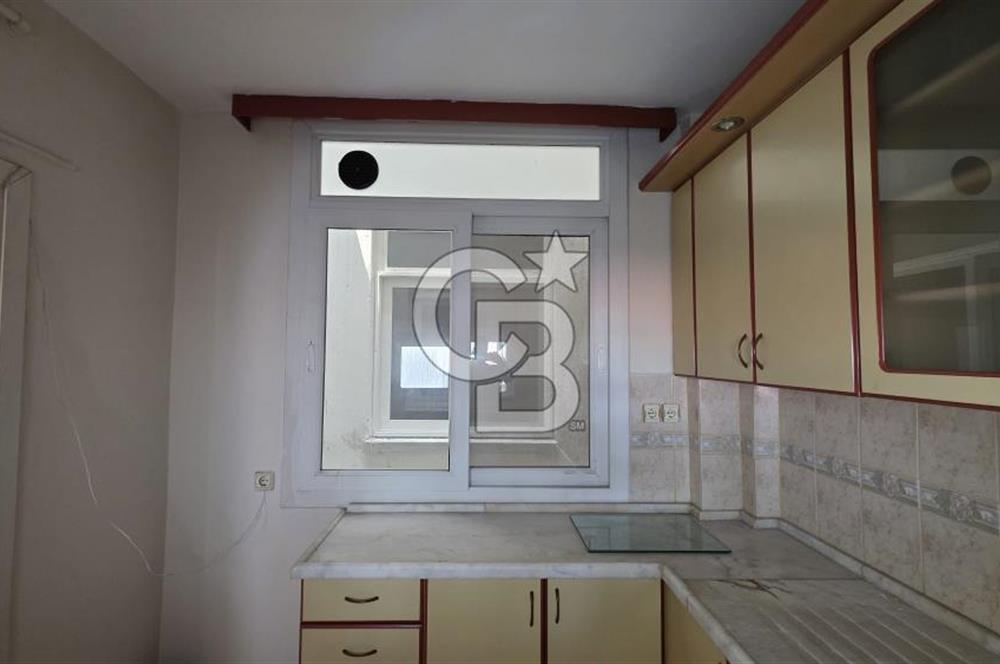 Basın Sitesi'nde Mükemmel Konumda, Çok Kullanışlı 95 m2 2+1