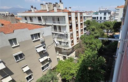 Basın Sitesi'nde Mükemmel Konumda, Çok Kullanışlı 95 m2 2+1