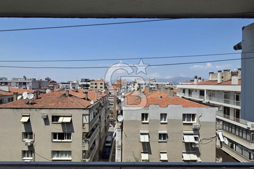 Basın Sitesi'nde Mükemmel Konumda, Çok Kullanışlı 95 m2 2+1