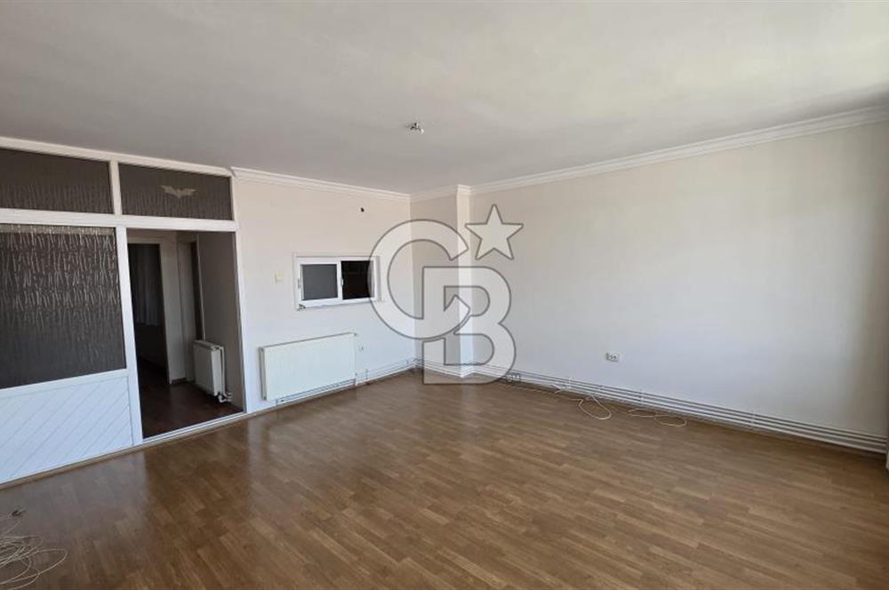 Basın Sitesi'nde Mükemmel Konumda, Çok Kullanışlı 95 m2 2+1