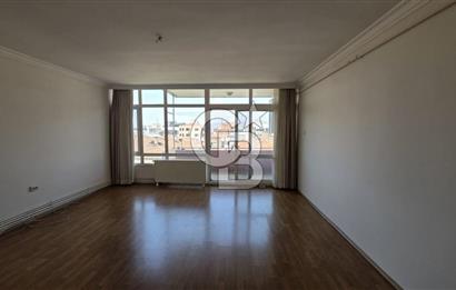 Basın Sitesi'nde Mükemmel Konumda, Çok Kullanışlı 95 m2 2+1