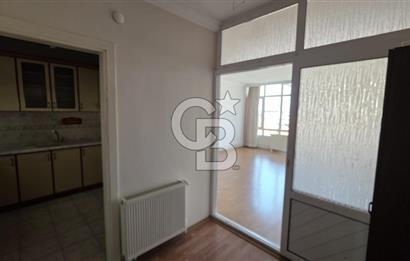 Basın Sitesi'nde Mükemmel Konumda, Çok Kullanışlı 95 m2 2+1