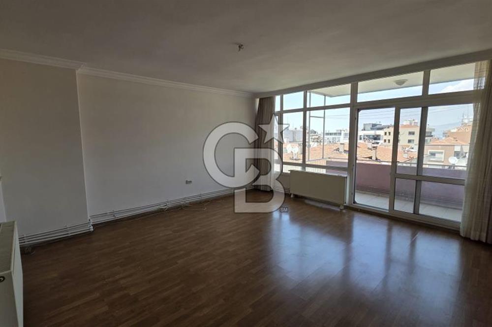 Basın Sitesi'nde Mükemmel Konumda, Çok Kullanışlı 95 m2 2+1