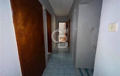 BORNOVA YEŞİLOVA'DA KOMPLE SATILIK APARTMAN