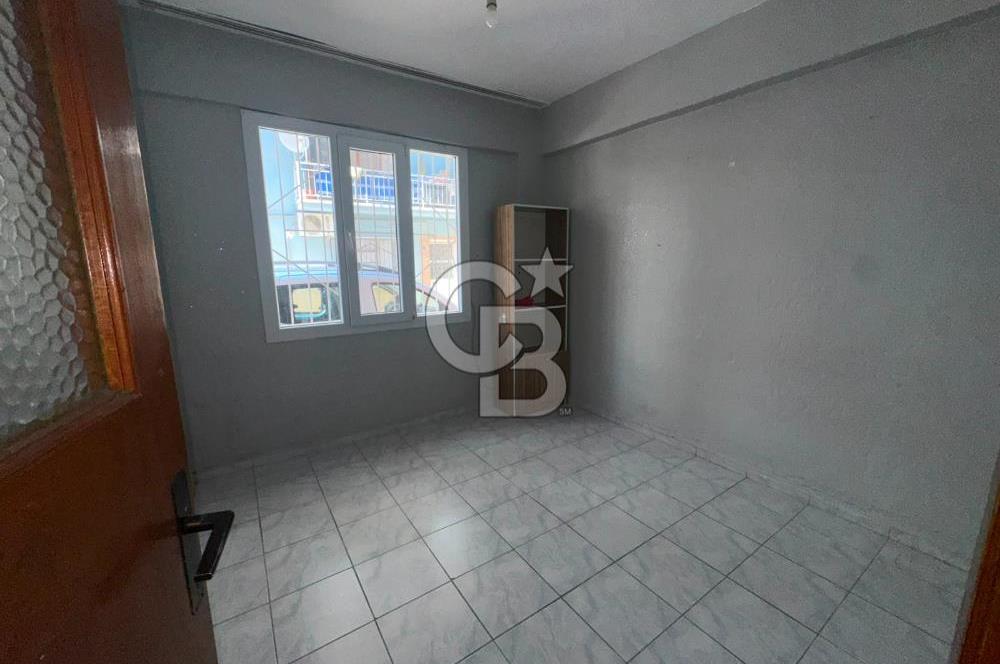 BORNOVA YEŞİLOVA'DA KOMPLE SATILIK APARTMAN