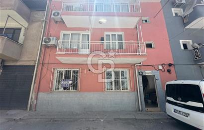 BORNOVA YEŞİLOVA'DA KOMPLE SATILIK APARTMAN