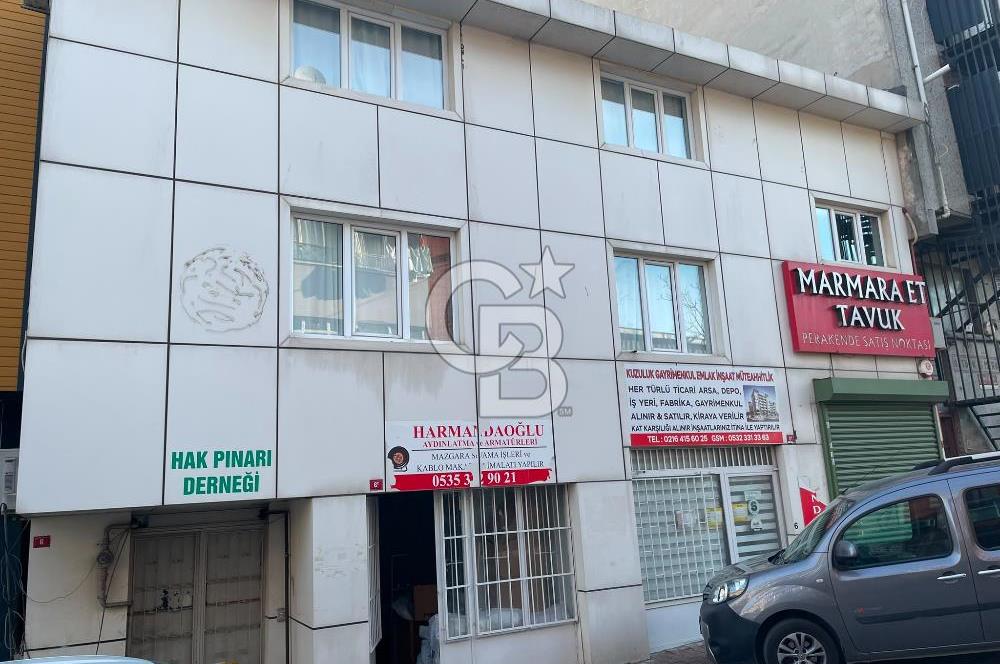 Ümraniye Esenşehir Necip Fazıl Bulvar Komple Satılık Ticari Bina