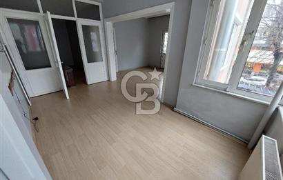 Pendik Bahçelievler Mahallesi çarşı 105 m2 net kiralık 3+1 daire
