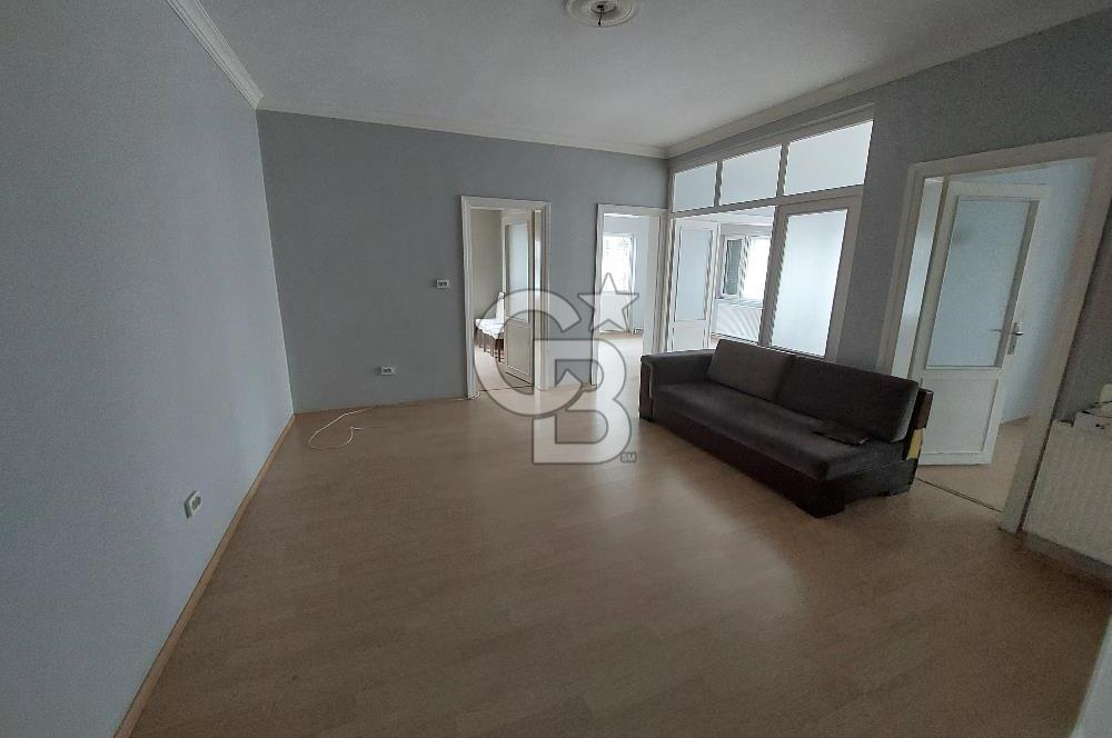 Pendik Bahçelievler Mahallesi çarşı 105 m2 net kiralık 3+1 daire