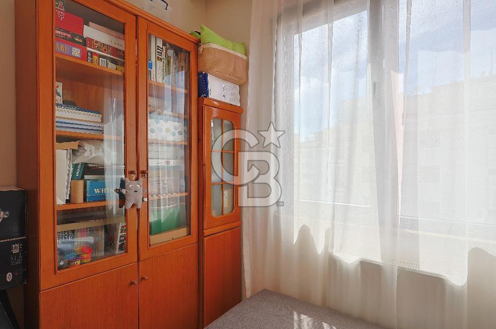 Göztepe Yeni Bina Eşyalı Kiralık 3+1 Daire