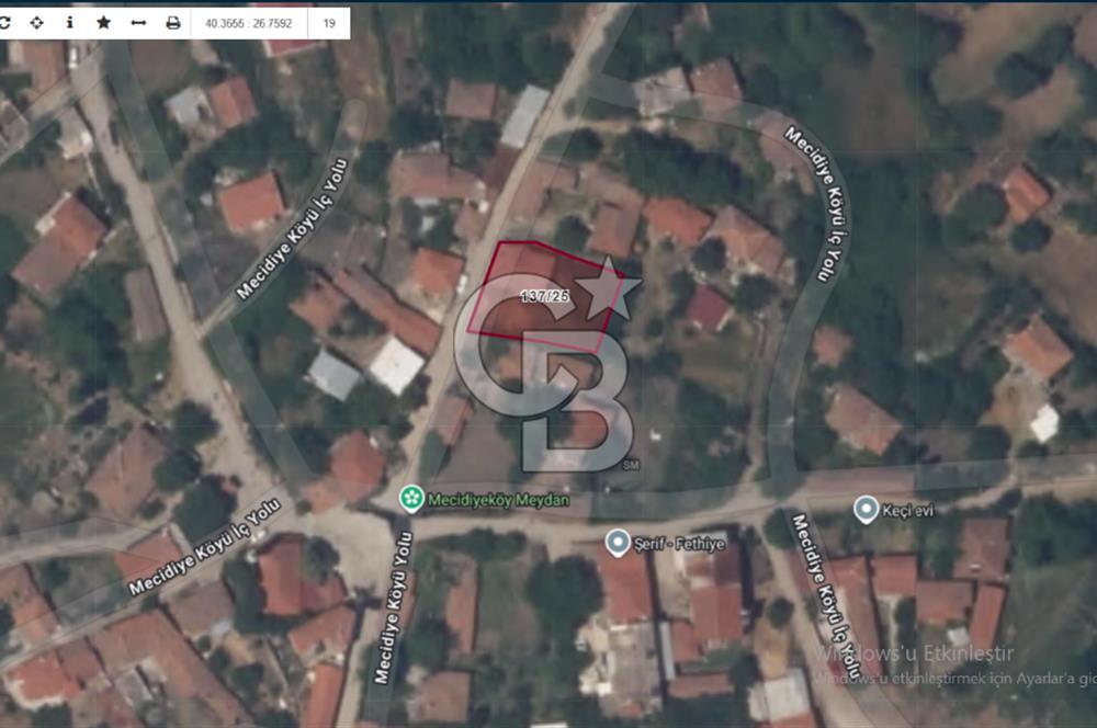 LAPSEKİ/MECİDİYE KÖYÜN'DE SATILIK BOĞAZ MANZARALI ARSA