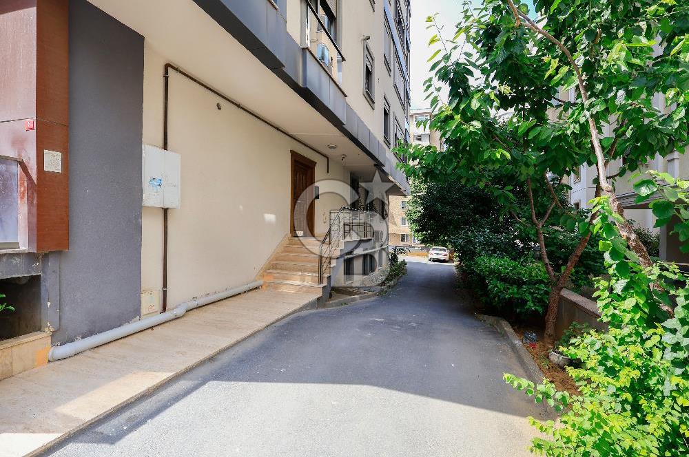 Göztepe Yeni Bina Eşyalı Kiralık 3+1 Daire