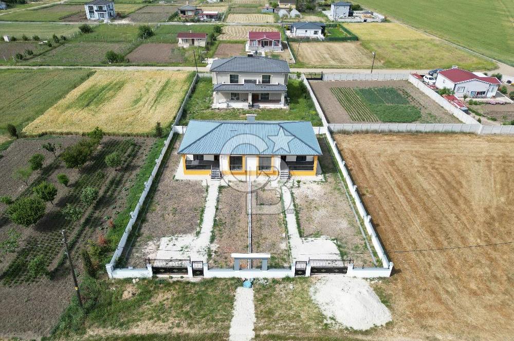 Tekirdağ Ahimehmet’te 800m2 arsa içerisinde 2 adet Müstakil 2+1