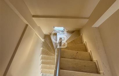 Yenicede Deniz Manzaralı Lüks ikiz Villa 430m2 Arsa İçinde