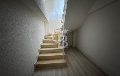 Yenicede Deniz Manzaralı Lüks ikiz Villa 430m2 Arsa İçinde