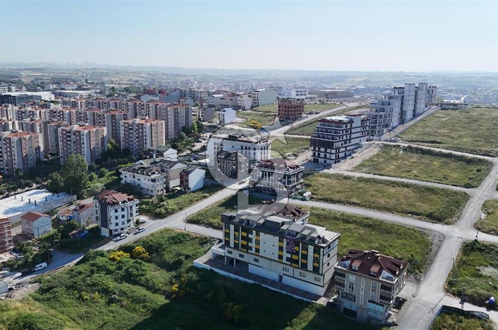 SATILIK ARNAVUTKÖY TAŞOLUK'TA 500 M² VİTRİNLİ DÜKKAN