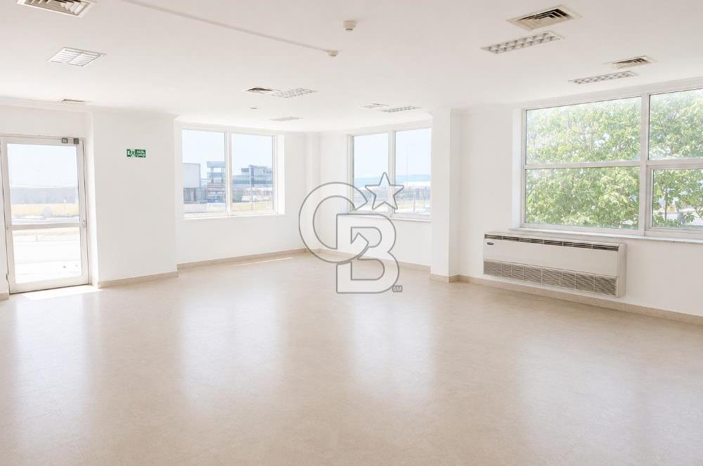 KİRALIK HADIMKÖY İSTANBUL CADDESİNE CEPHE 3600 M² FABRİKA