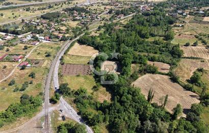 CB KİNG'DEN SOĞUCAK MAH. ANAYOLA CEPHE KONUMLU SATILIK ARSA