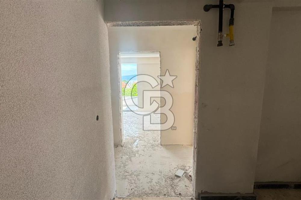 ULAŞLIDA 3+1 ANA YOLA YAKIN SATILIK DENİZ MANZARALI ÇATI DUBLEKS