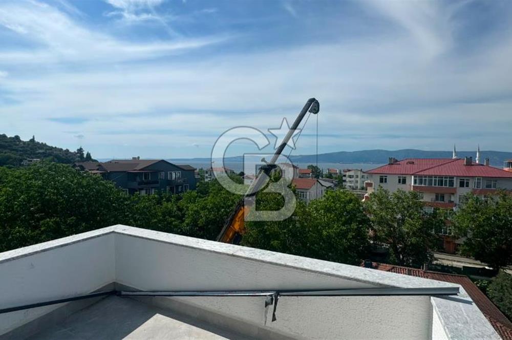 ULAŞLIDA 3+1 ANA YOLA YAKIN SATILIK DENİZ MANZARALI ÇATI DUBLEKS