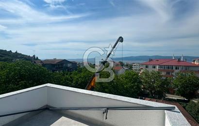 ULAŞLIDA 3+1 ANA YOLA YAKIN SATILIK DENİZ MANZARALI ÇATI DUBLEKS