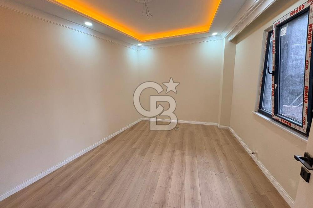 ŞEHRİN MERKEZİNDE GENİŞ VE FERAH 2+2 KİRALIK DAİRE