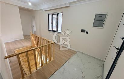 ŞEHRİN MERKEZİNDE GENİŞ VE FERAH 2+2 KİRALIK DAİRE