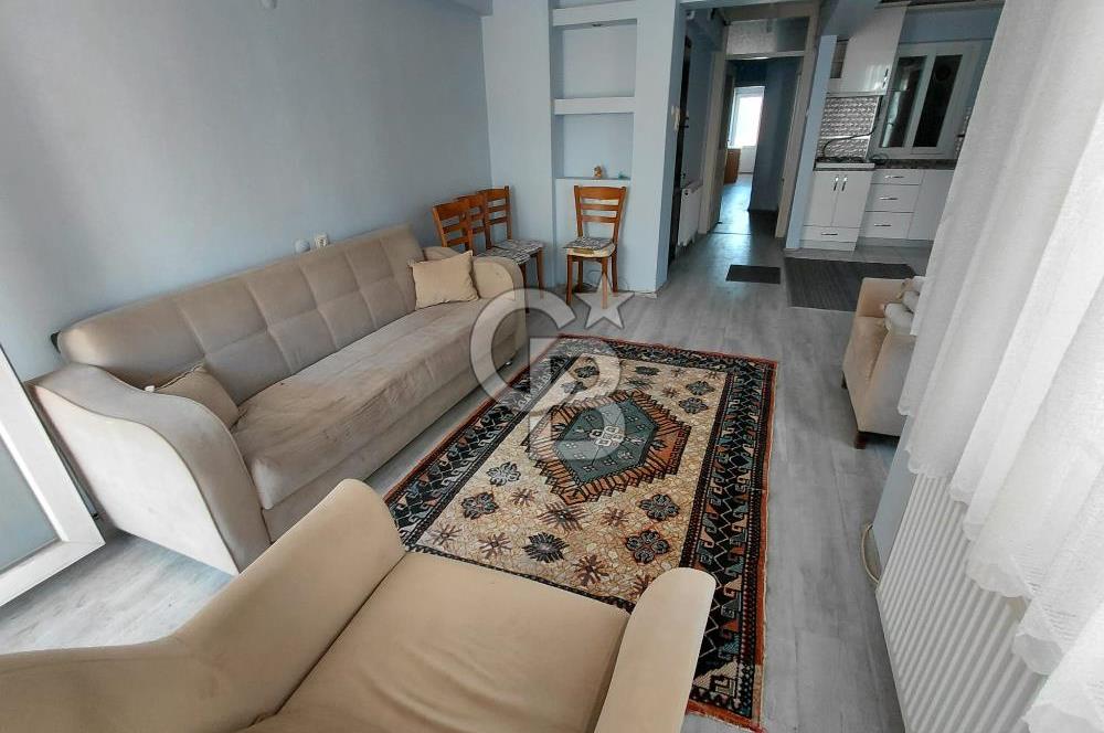Buca Menderes Caddesi Eşyalı 2+1 Satılık Daire