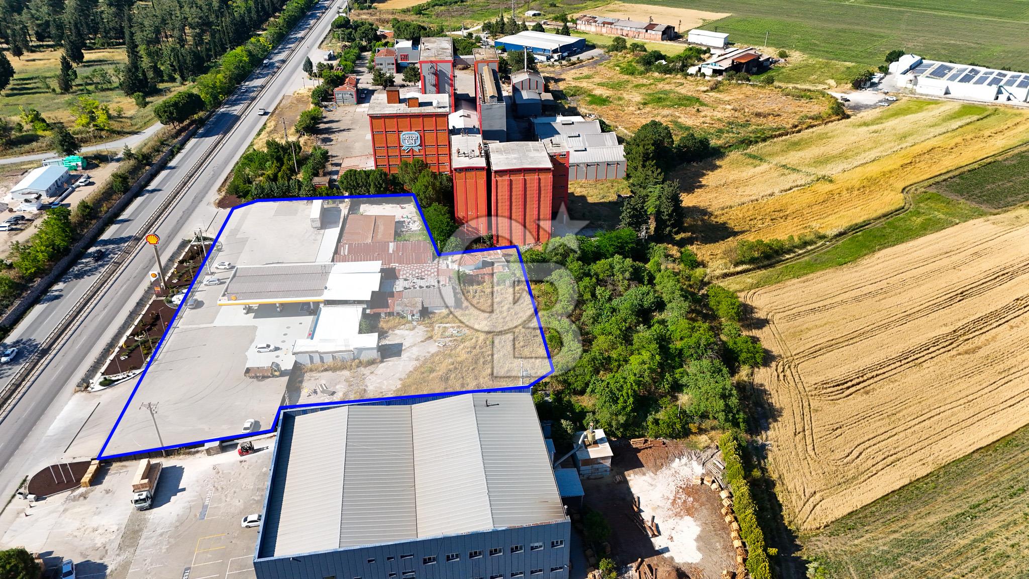CB Leader'den Balıkesir- Manisa Yolu Üzeri Rüyam Tesisi Kiralık