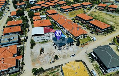 Foça Hacıveli Mah. Satılık 2+1 Bahçeli Dubleks Villa
