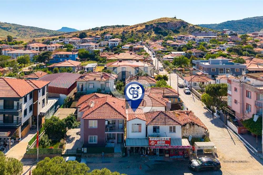 Foça Yenibağarası Mah. Ana Cadde Üzerinde Satılık Dükkan