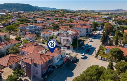 Foça Yenibağarası Mah. Ana Cadde Üzerinde Satılık Dükkan
