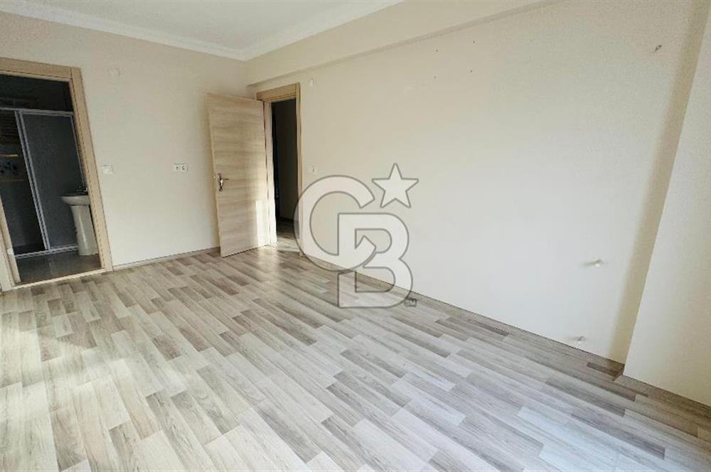Foça Kazım Dirik Mahallesinde 2+1 Kiralık Bahçe Katı Daire