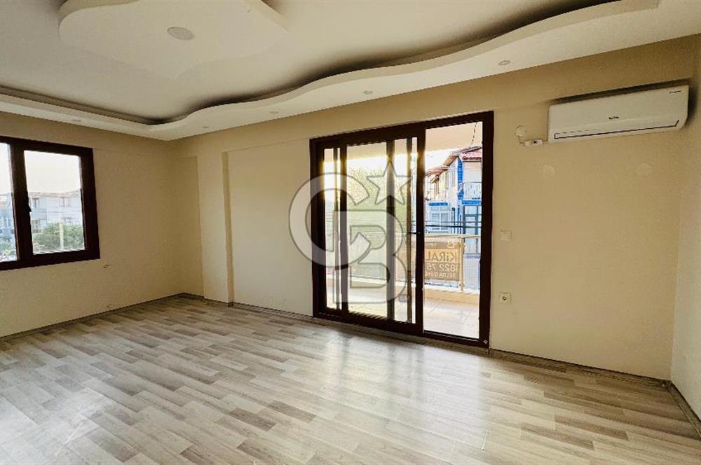 Foça Kazım Dirik Mahallesinde 2+1 Kiralık Bahçe Katı Daire
