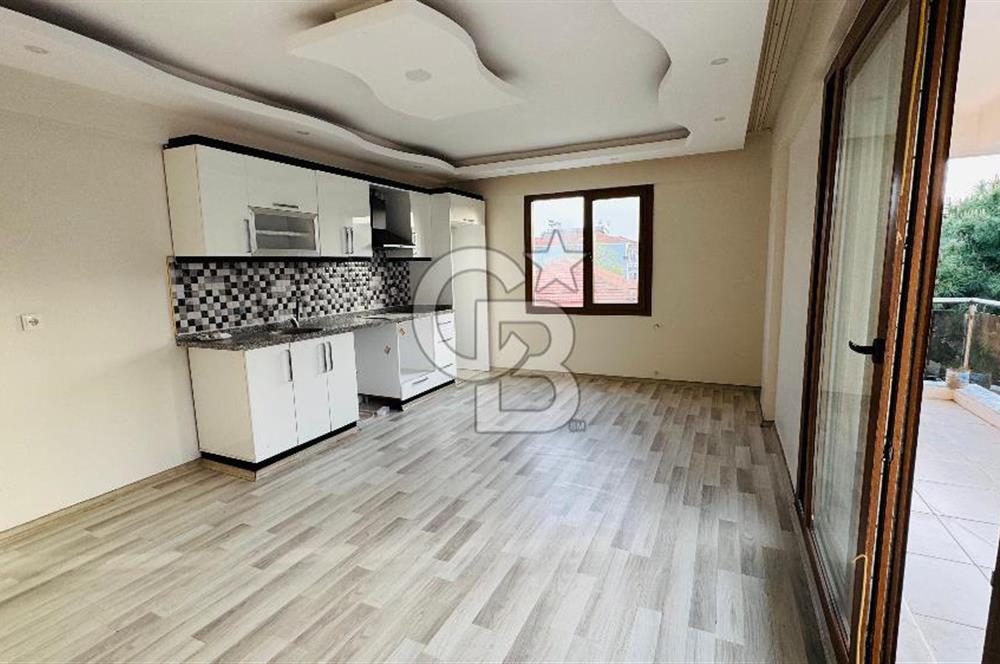Foça Kazım Dirik Mahallesinde 2+1 Kiralık Bahçe Katı Daire