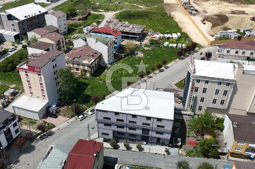 SATILIK ARNAVUTKÖY TAŞOLUK"DA 6 KATLI YÜK ASANSÖRLÜ TİCARİ BİNA