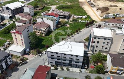 SATILIK ARNAVUTKÖY TAŞOLUK"DA 6 KATLI YÜK ASANSÖRLÜ TİCARİ BİNA